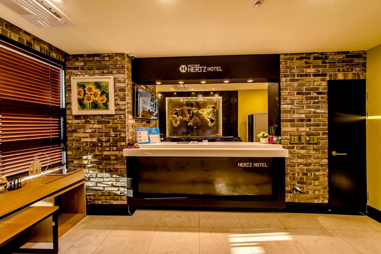 Jeju Hertz Hotel Buitenkant foto
