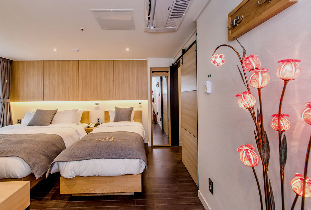 Jeju Hertz Hotel Buitenkant foto